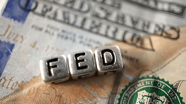 donald trump vs la Fed, Powell, tasas de interes, guerra comercial